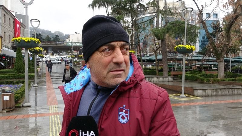 2023/03/03/trabzonsporda-istifa-eden-baskan-agaoglu-taraftari-sasirtti-5.jpg