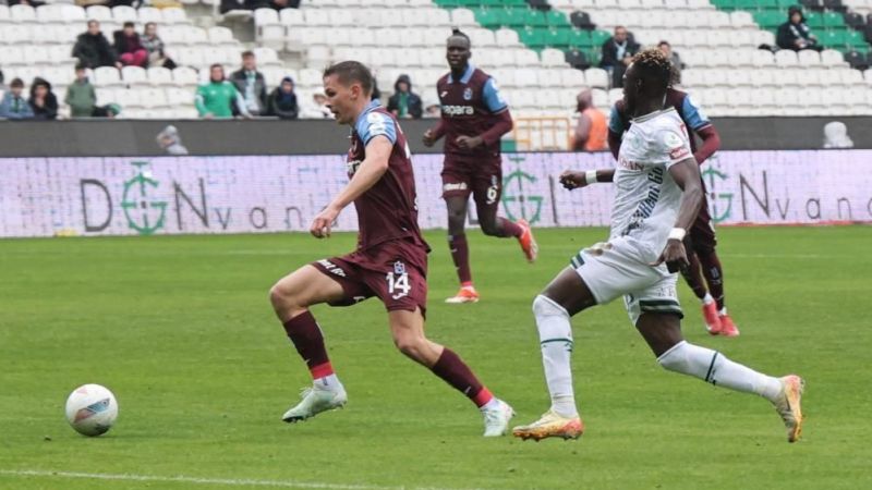 2025/03/03/konyaspor-ve-trabzonspor-golsuz-beraberlik-ile-ilk-yariyi-tamamladi-1746085761.jpg
