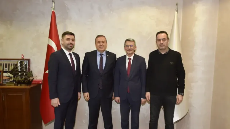 2025/03/03/trabzon-smmm-odasindan-ttsoya-onemli-ziyaret-1745220963.webp