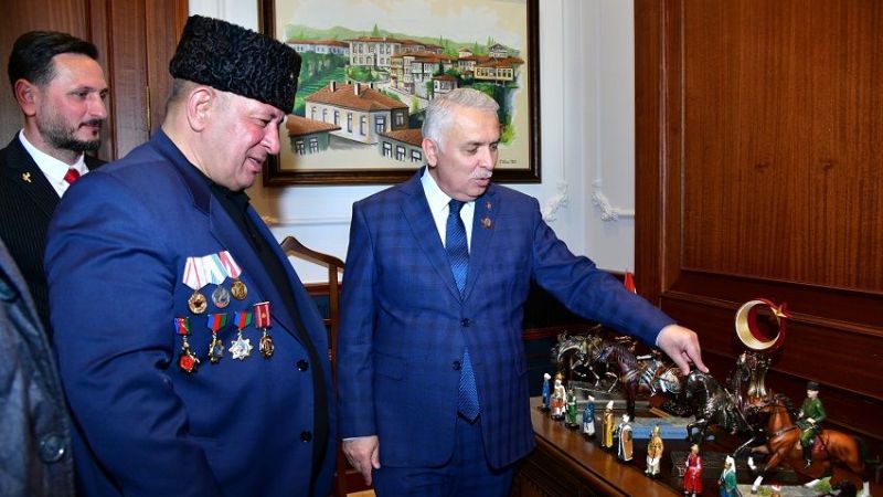 Gaziler ve Şehit Aileleri Vakfı, Vali Yıldırım ile Bir Araya Geldi