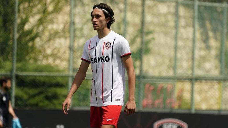 Yusuf Yazıcı'nın kardeşi Furkan Yazıcı Süper Lig'e transfer oldu!