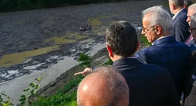 Trabzon'da Selde kaybolan Hüseyin Aydın'ın eşofmanlarına ulaşıldı